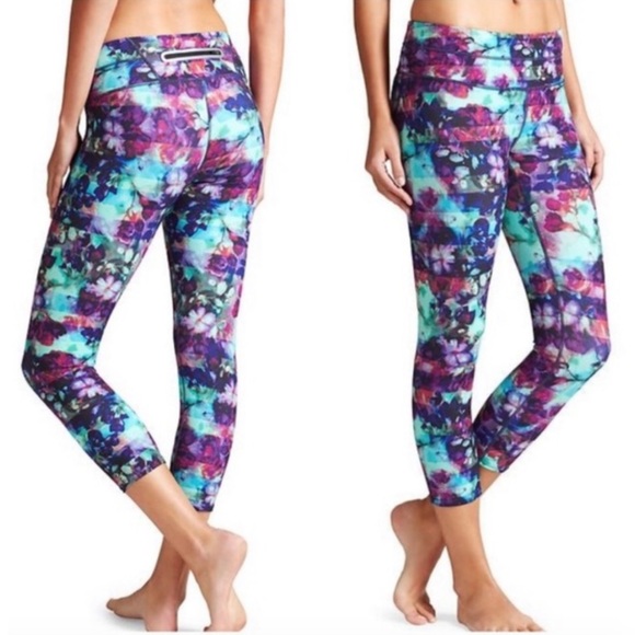 ATHLETA Floral Fade Solar Capri - Picture 1 of 3